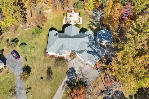View/Area - 138 Binnacle Dr, Moneta, VA 24121 photo 2 of 4