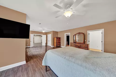 Bedroom - 138 Binnacle Dr, Moneta, VA 24121 photo 6 of 6
