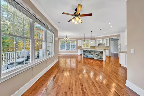 Living - 138 Binnacle Dr, Moneta, VA 24121 photo 5 of 10