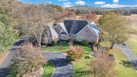 715 Rockland Rd, Boones Mill, VA 24065