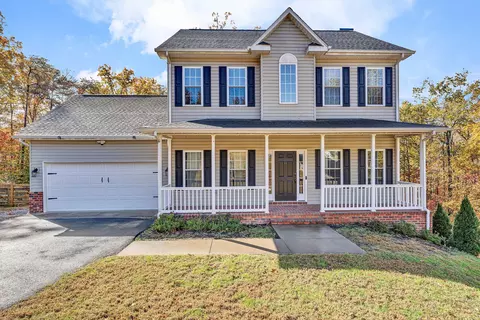 1404 Commonwealth Dr, Hardy, VA 24101