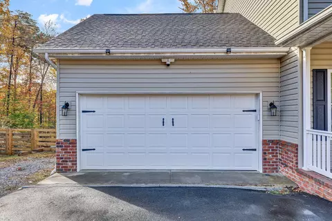Exterior - 1404 Commonwealth Dr, Hardy, VA 24101 photo 11 of 19