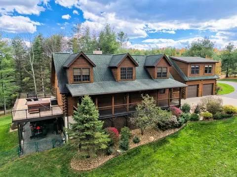 220 Annie Ln SW, Floyd, VA 24091