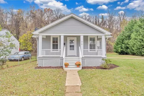 216 Bowman Ave, Salem, VA 24153
