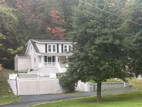 3776 Buck Mountain Rd, Roanoke, VA 24018