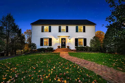 727 White Oak Rd SW, Roanoke, VA 24014