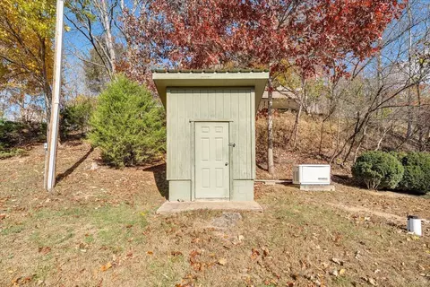 Exterior - 549 Clydes Rd, Eagle Rock, VA 24085 photo 26 of 30