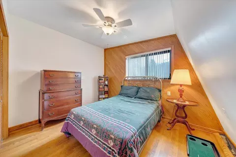 Bedroom - 549 Clydes Rd, Eagle Rock, VA 24085 photo 7 of 11