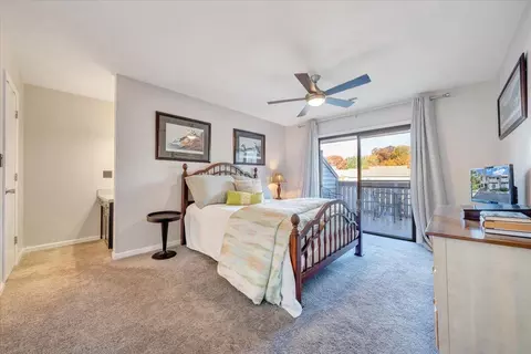 Bedroom - 2447 Post Oak Rd, Salem, VA 24153 photo 1 of 6