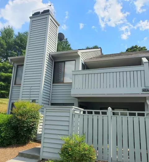 2447 Post Oak Rd, Salem, VA 24153