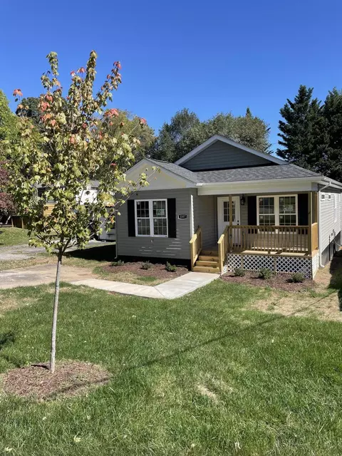 1507 23rd St NE, Roanoke, VA 24012