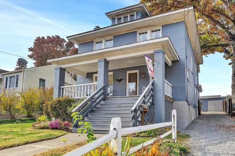 2010 Wayne St NE, Roanoke, VA 24012