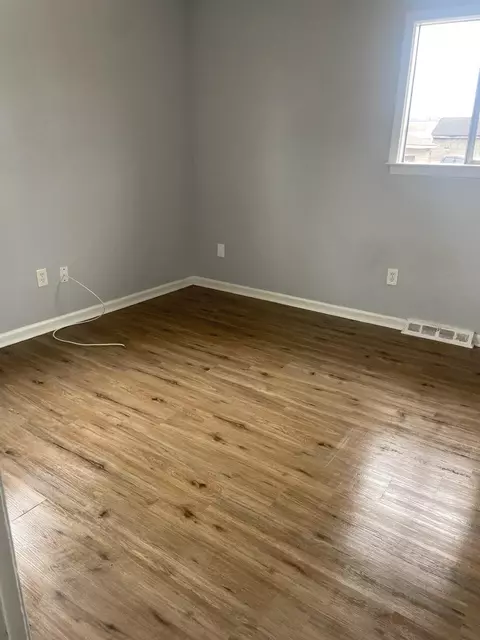 Bedroom - 1525 Gordon Ave SE, Roanoke, VA 24014 photo 2 of 5