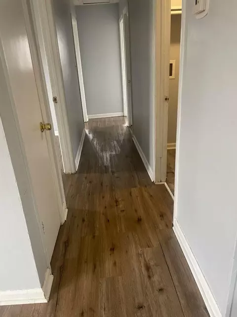 Entry Way - 1525 Gordon Ave SE, Roanoke, VA 24014 photo 1 of 1