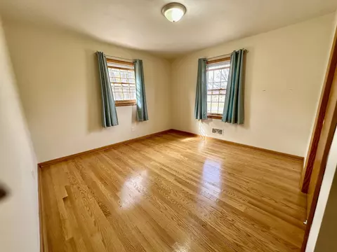 Bedroom - 525 Elden Ave, Roanoke, VA 24019 photo 2 of 3