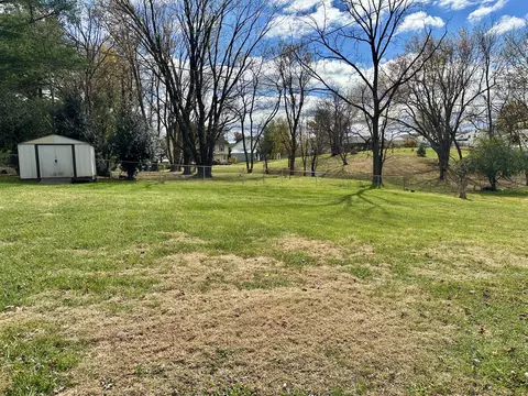Exterior - 525 Elden Ave, Roanoke, VA 24019 photo 8 of 8