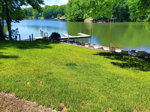 55 Old Barn Rd, Moneta, VA 24121 photo 8