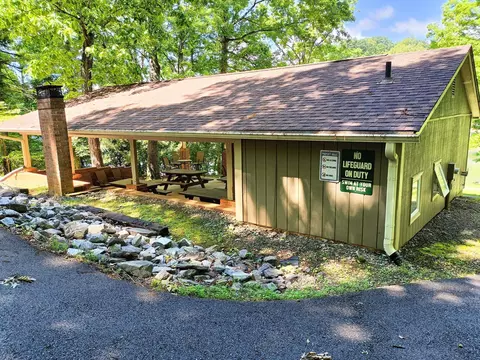 55 Old Barn Rd, Moneta, VA 24121 photo 13