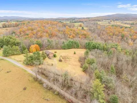 View/Area - 528 Falling Branch Rd NW, Floyd, VA 24091 photo 3 of 5