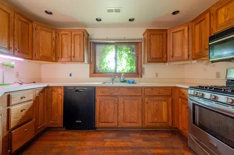 Kitchen - 528 Falling Branch Rd NW, Floyd, VA 24091 photo 3 of 4