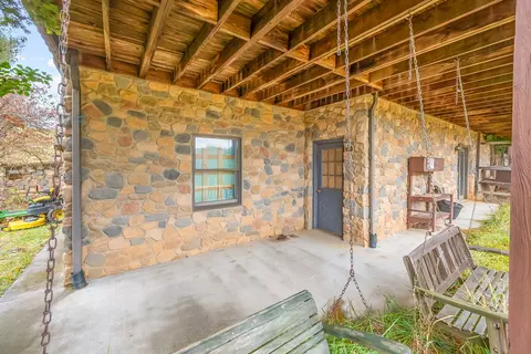 Exterior - 528 Falling Branch Rd NW, Floyd, VA 24091 photo 22 of 27