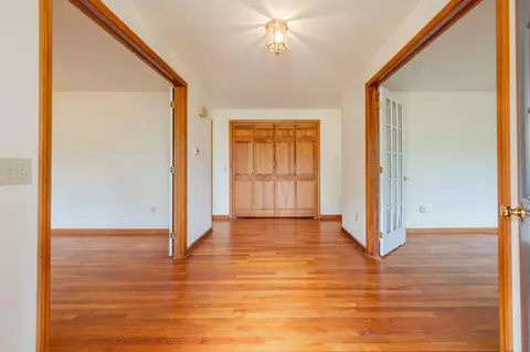 Entry Way - 528 Falling Branch Rd NW, Floyd, VA 24091 photo 1 of 6