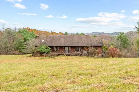 Exterior - 528 Falling Branch Rd NW, Floyd, VA 24091 photo 3 of 27