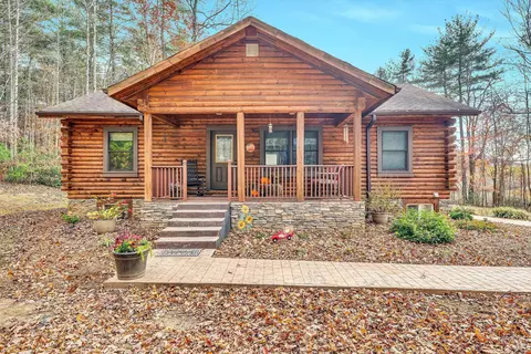 106 Meadow Ridge Dr, Callaway, VA 24067