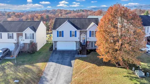 View/Area - 232 Eugene Dr NW, Roanoke, VA 24017 photo 19 of 23