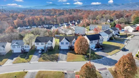 View/Area - 232 Eugene Dr NW, Roanoke, VA 24017 photo 20 of 23