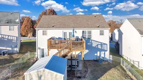 View/Area - 232 Eugene Dr NW, Roanoke, VA 24017 photo 2 of 23