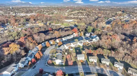 View/Area - 232 Eugene Dr NW, Roanoke, VA 24017 photo 14 of 23