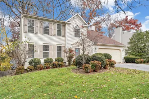 4715 Ivy Green Ct, Roanoke, VA 24018