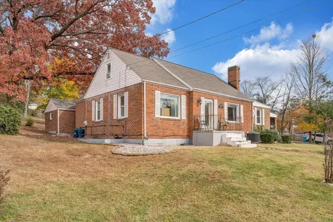 3116 Spring Rd SW, Roanoke, VA 24015