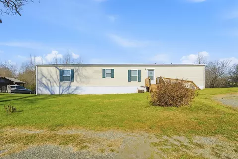 1405 Doe Run Rd, Rocky Mount, VA 24151