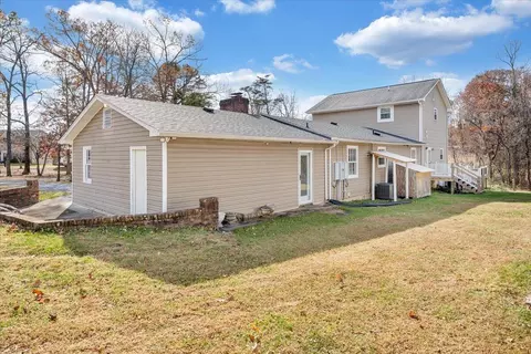 Exterior - 6714 Albert Rd, Roanoke, VA 24019 photo 8 of 11