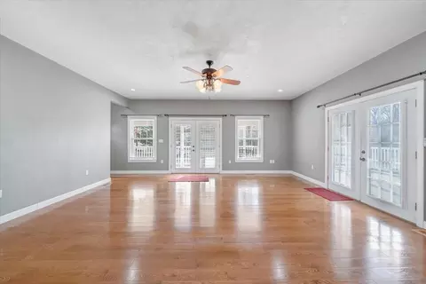 Living - 6714 Albert Rd, Roanoke, VA 24019 photo 12 of 13