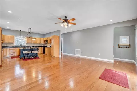 Living - 6714 Albert Rd, Roanoke, VA 24019 photo 11 of 13