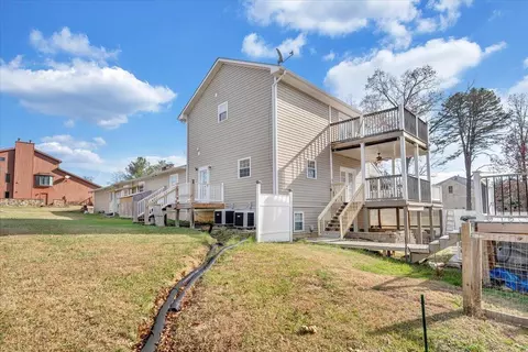 Exterior - 6714 Albert Rd, Roanoke, VA 24019 photo 5 of 11