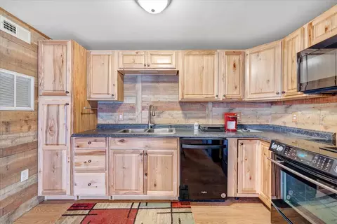 Kitchen - 6714 Albert Rd, Roanoke, VA 24019 photo 9 of 9