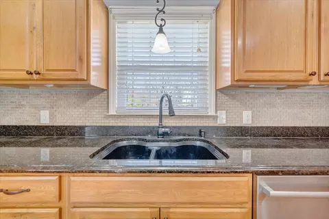 Kitchen - 6714 Albert Rd, Roanoke, VA 24019 photo 8 of 9