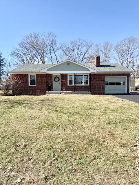 1221 Hamilton Ave, Clifton Forge, VA 24422