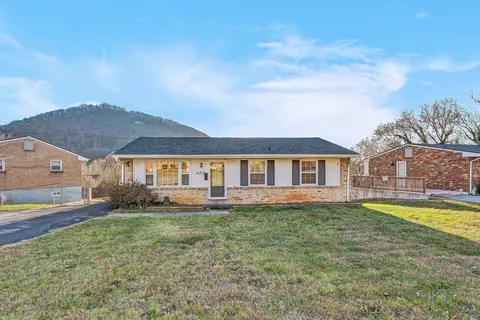 1433 Morehead Ave SE, Roanoke, VA 24013