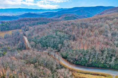 15885 Woolvine Hwy, Floyd, VA 24091