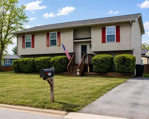 157 Clubhouse Dr, Roanoke, VA 24019