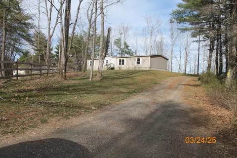 1935 Lick Ridge Rd NE, Check, VA 24072
