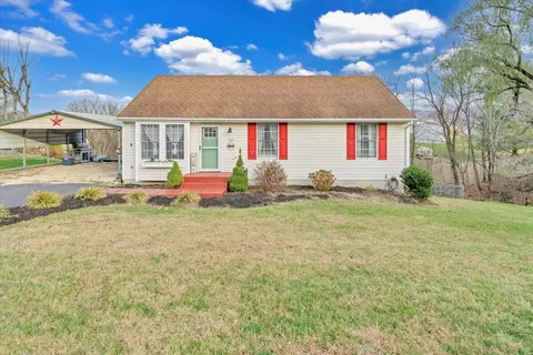 283 Hillview Dr, Roanoke, VA 24019