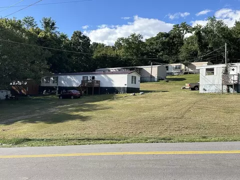 113 Verna Ln, Narrows, VA 24124