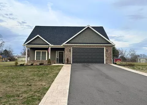 5570 New Pleasant Way, Salem, VA 24153