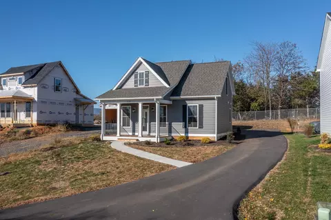 320 Lilly Bell Dr, Lexington, VA 24450